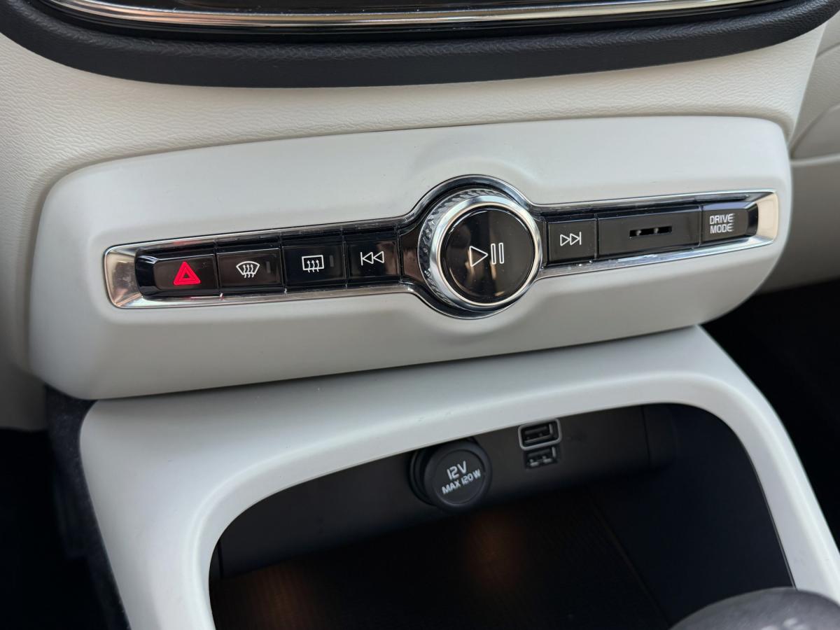 volvo-xc40-2019-diesel-1969cc