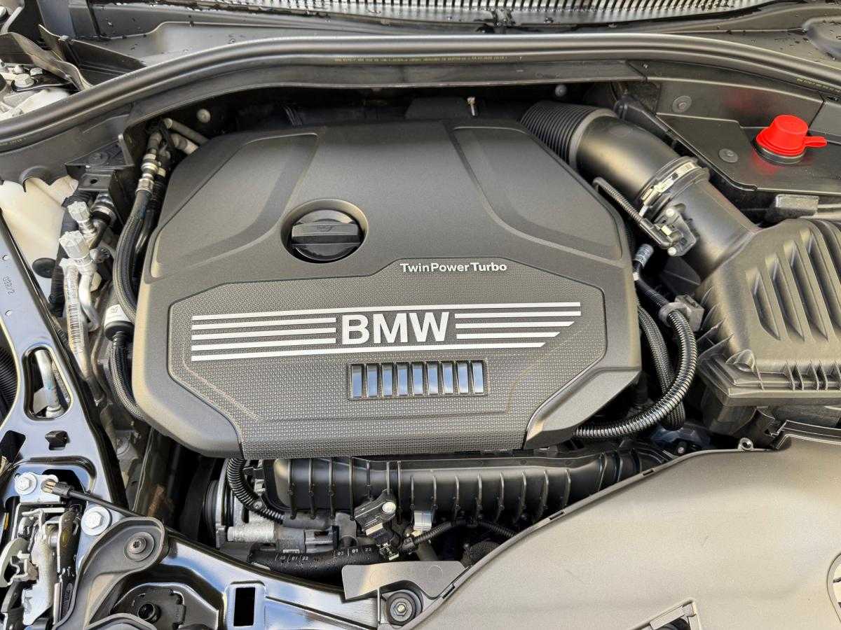 bmw-serie-1-2022-gasolina-1499cc