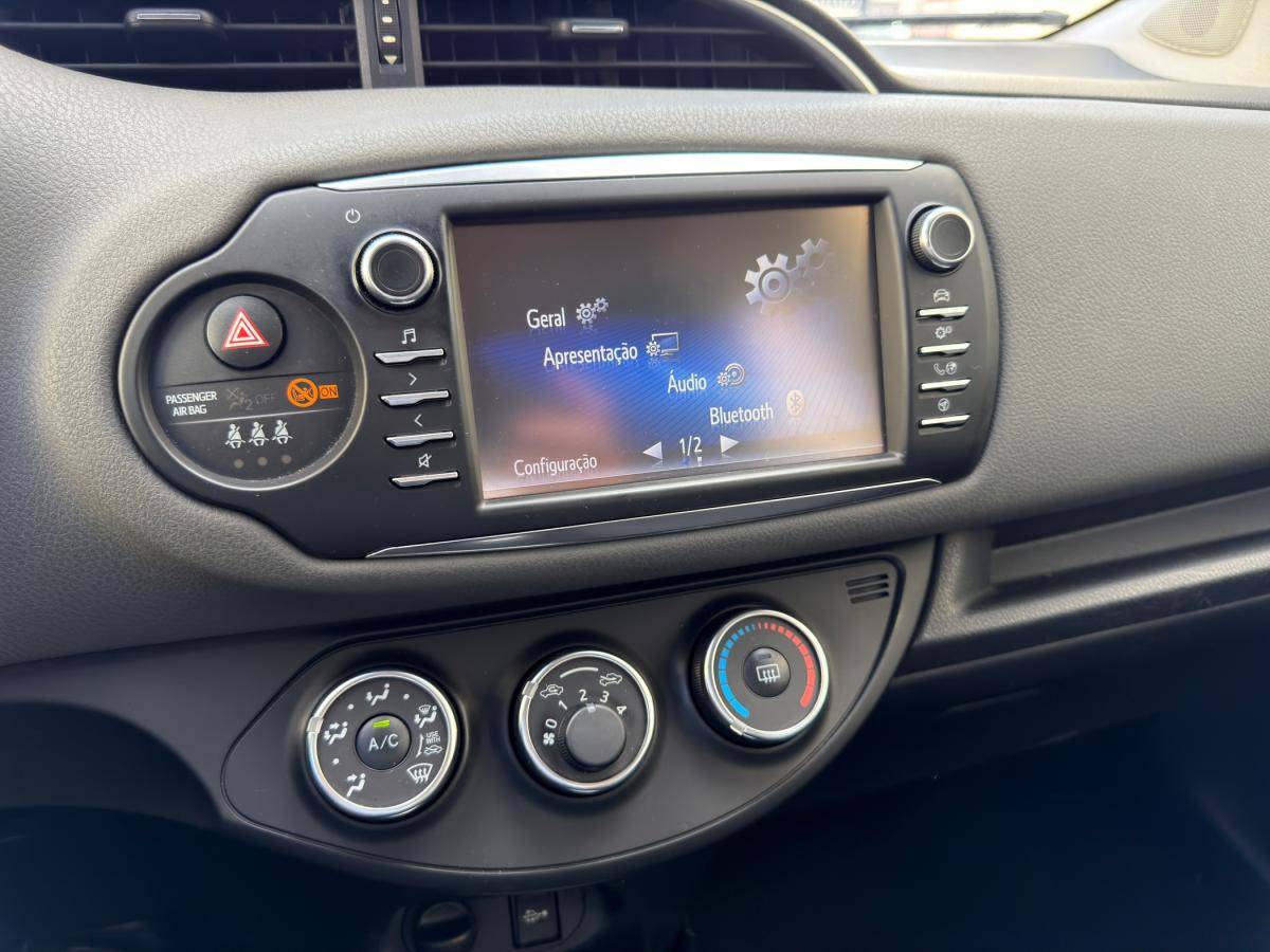 toyota-yaris-2020-gasolina-998cc