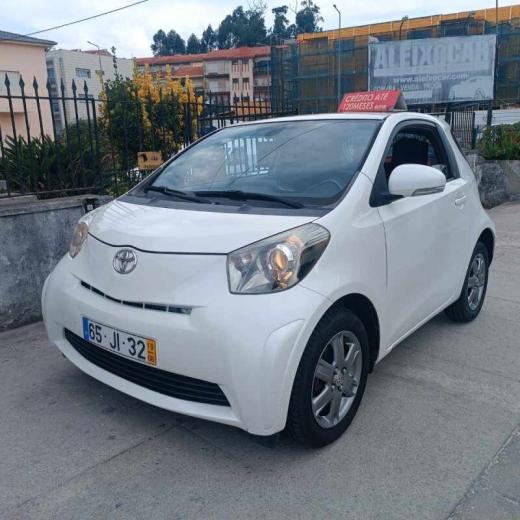 toyota-iq-1-0-vvt-i-2010-gasolina-998cc
