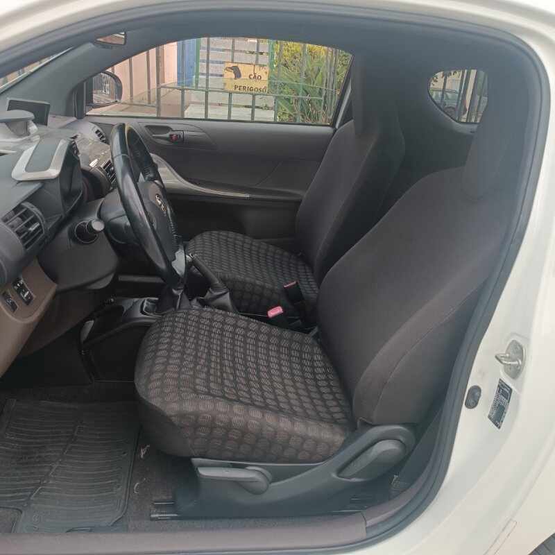 toyota-iq-1-0-vvt-i-2010-gasolina-998cc