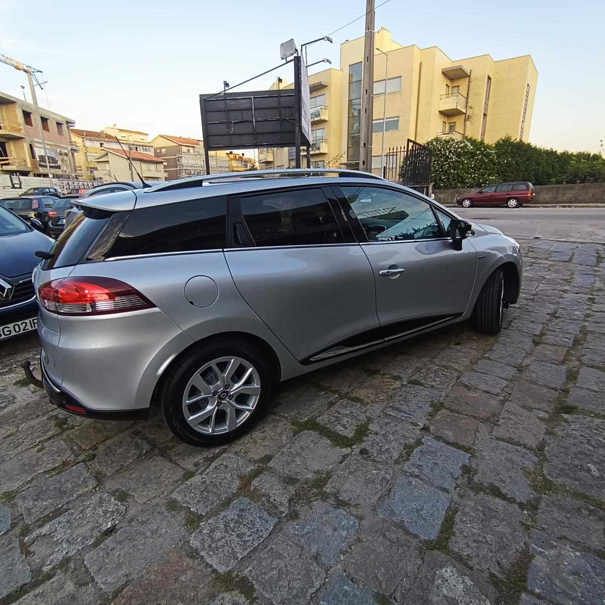 renault-clio-sport-tourer-0-9-tce-2020-gasolina-898cc