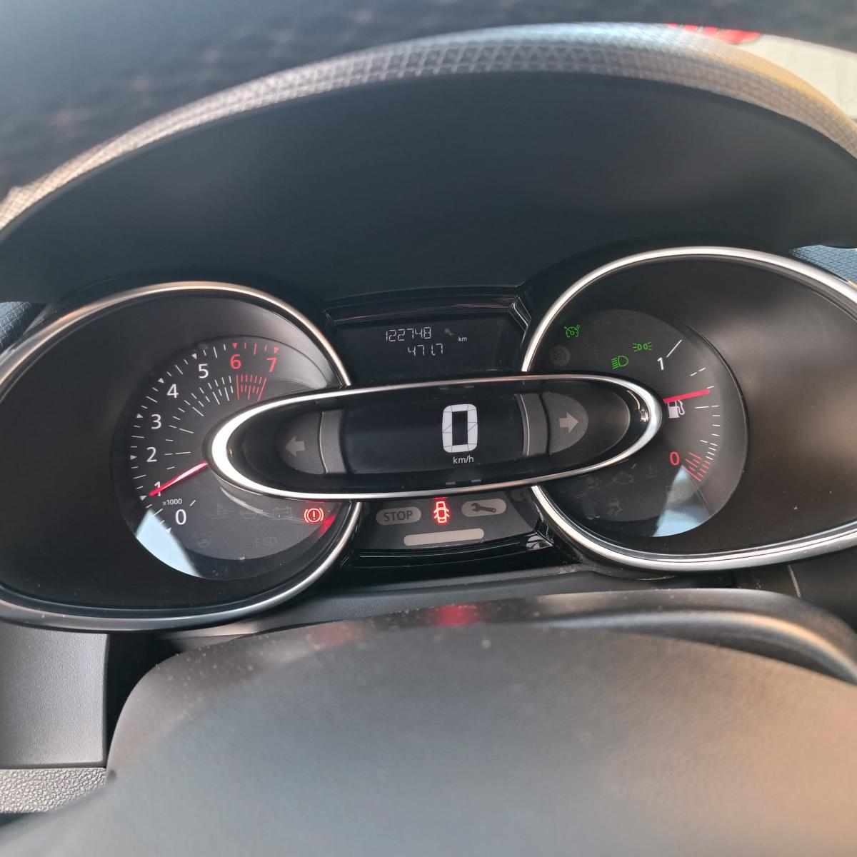 renault-clio-sport-tourer-0-9-tce-2020-gasolina-898cc