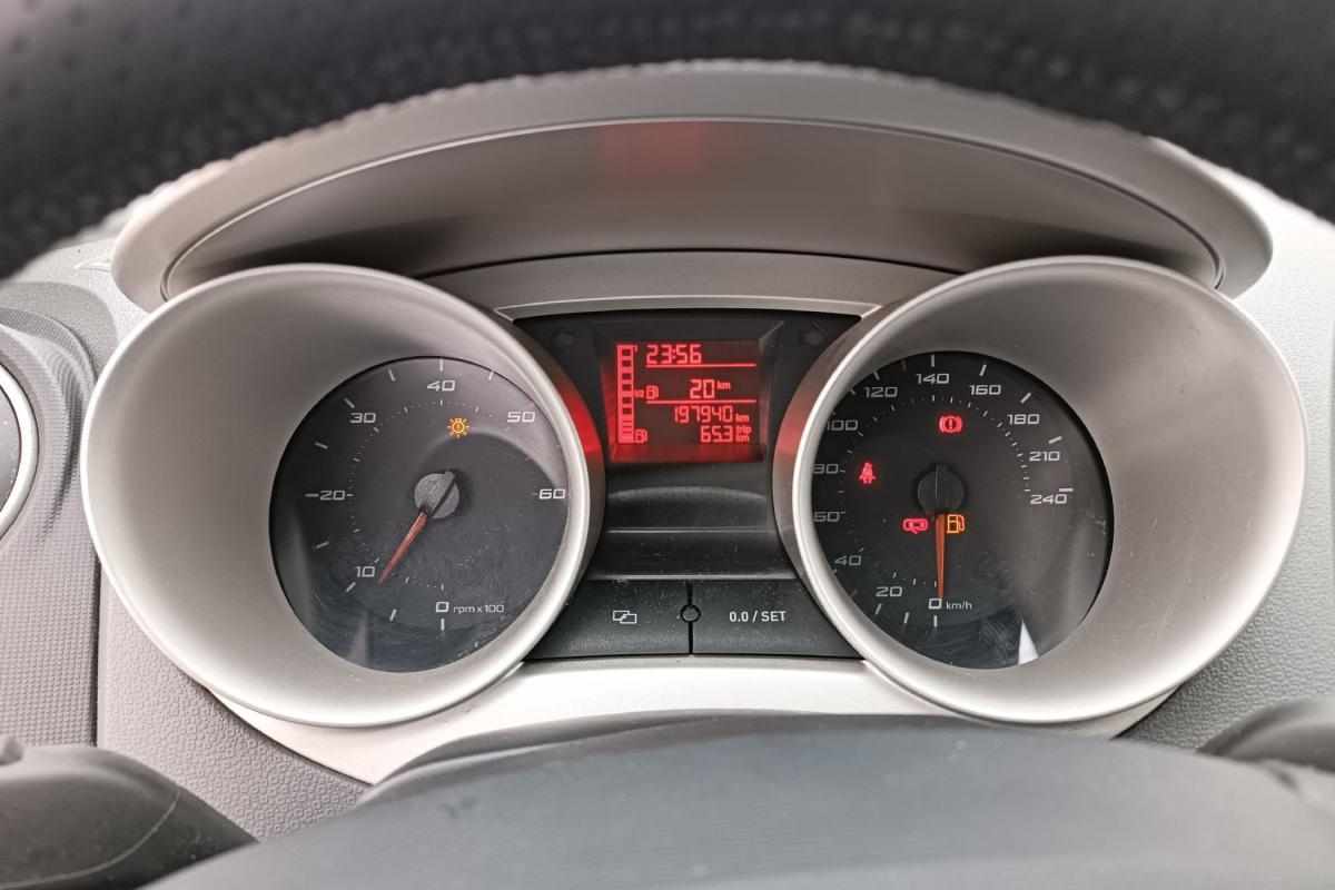 seat-ibiza-st-2011-diesel-1598cc