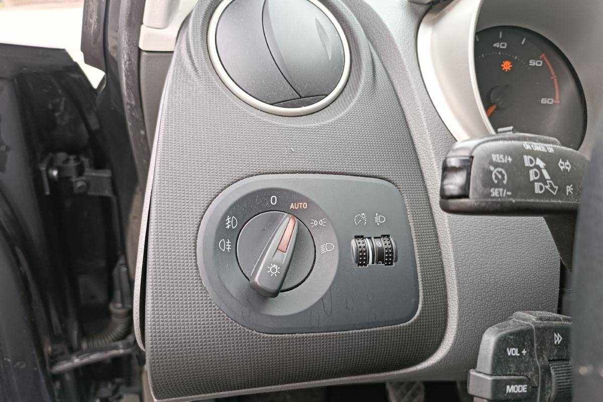 seat-ibiza-st-2011-diesel-1598cc