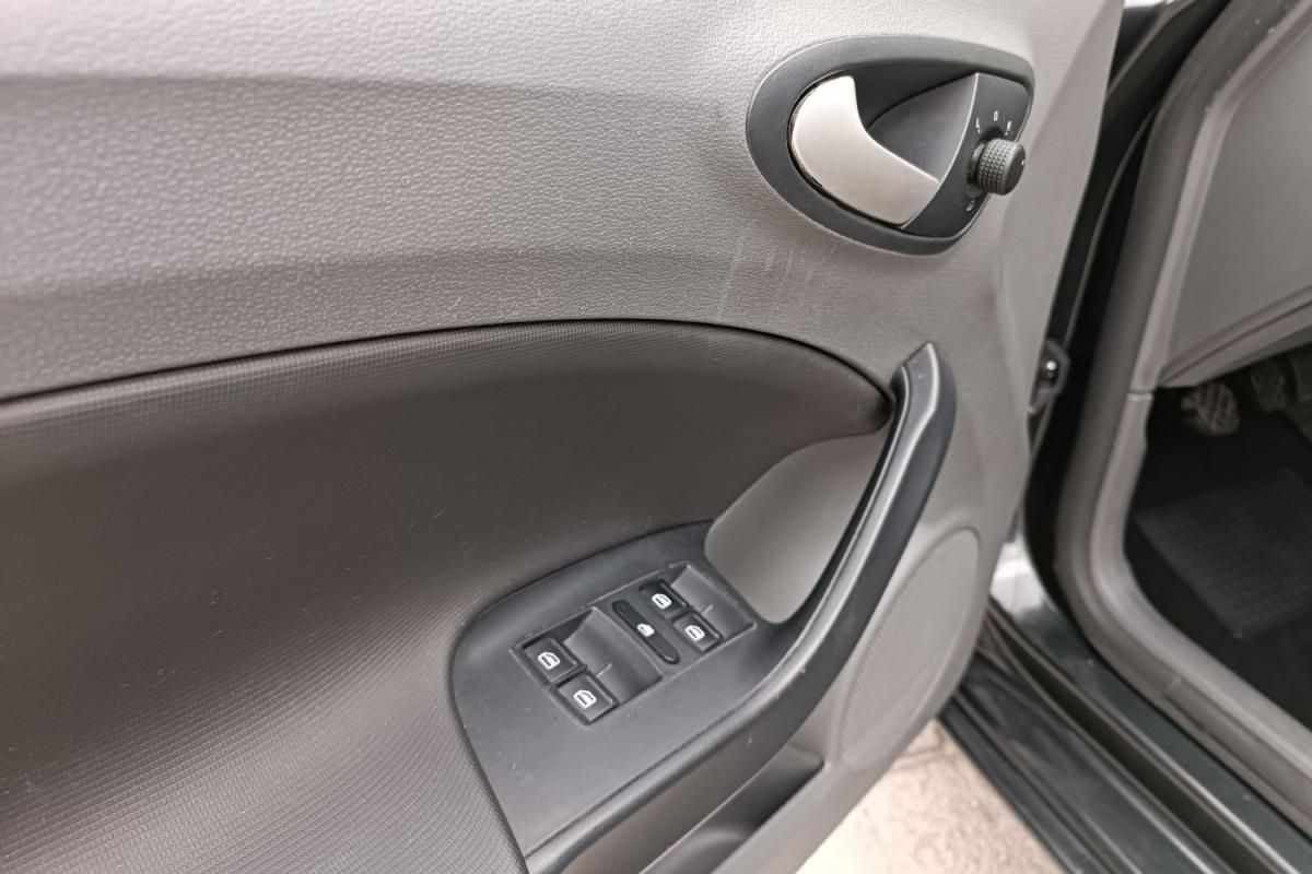 seat-ibiza-st-2011-diesel-1598cc