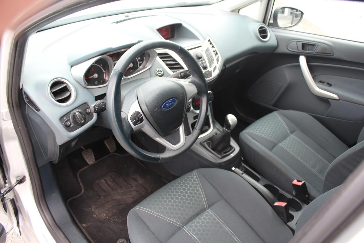 ford-fiesta-2010-gasolina-1242cc