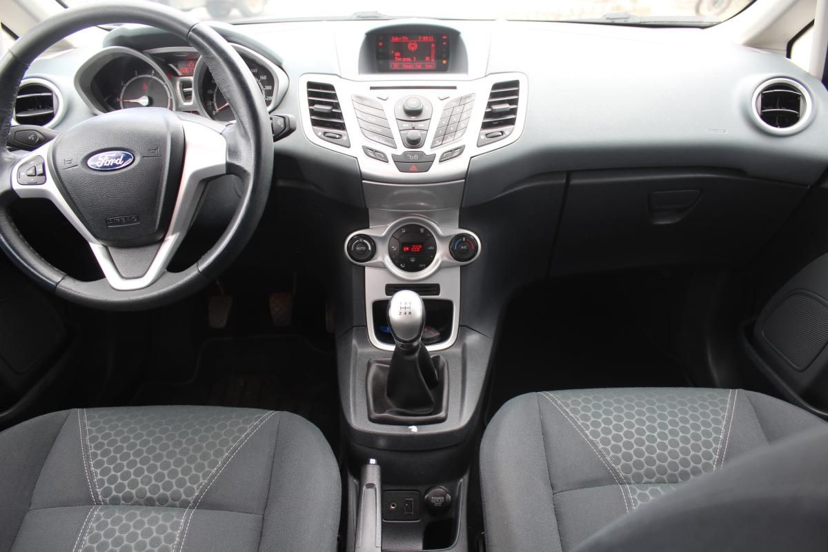 ford-fiesta-2010-gasolina-1242cc