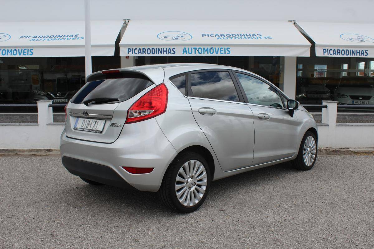 ford-fiesta-2010-gasolina-1242cc