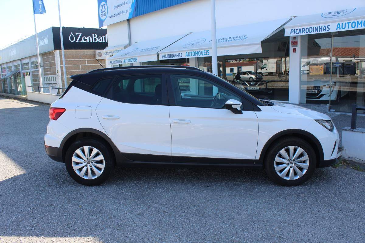 seat-arona-2022-gasolina-999cc