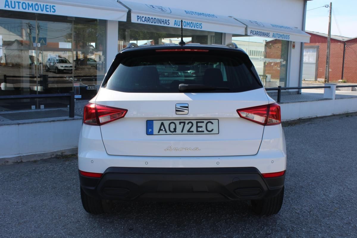 seat-arona-2022-gasolina-999cc