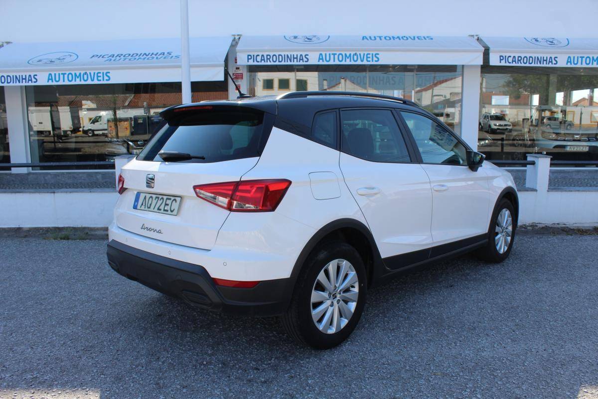 seat-arona-2022-gasolina-999cc