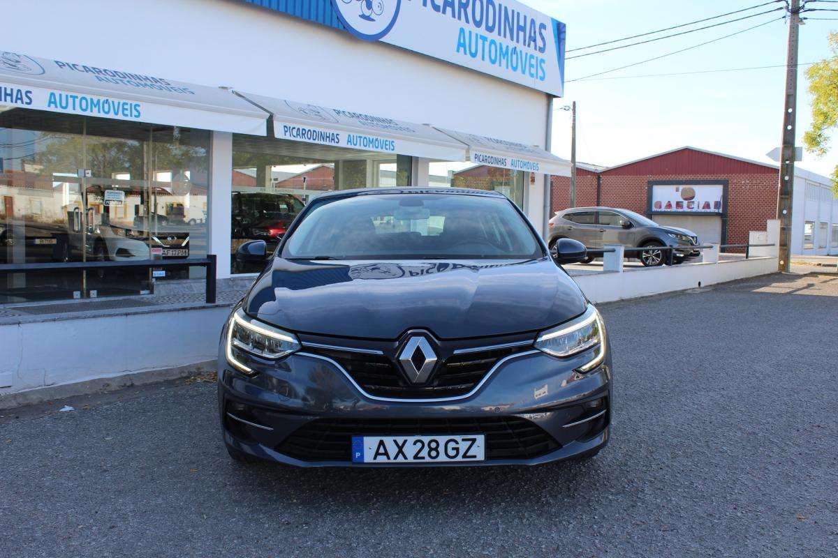 renault-megane-sport-tourer-2023-diesel-1461cc