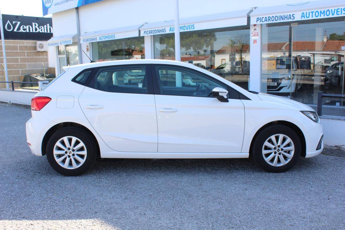 seat-ibiza-2023-gasolina-999cc