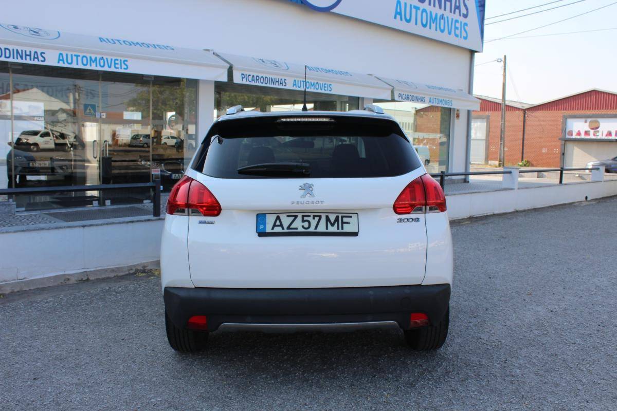 peugeot-2008-2016-gasolina-1199cc