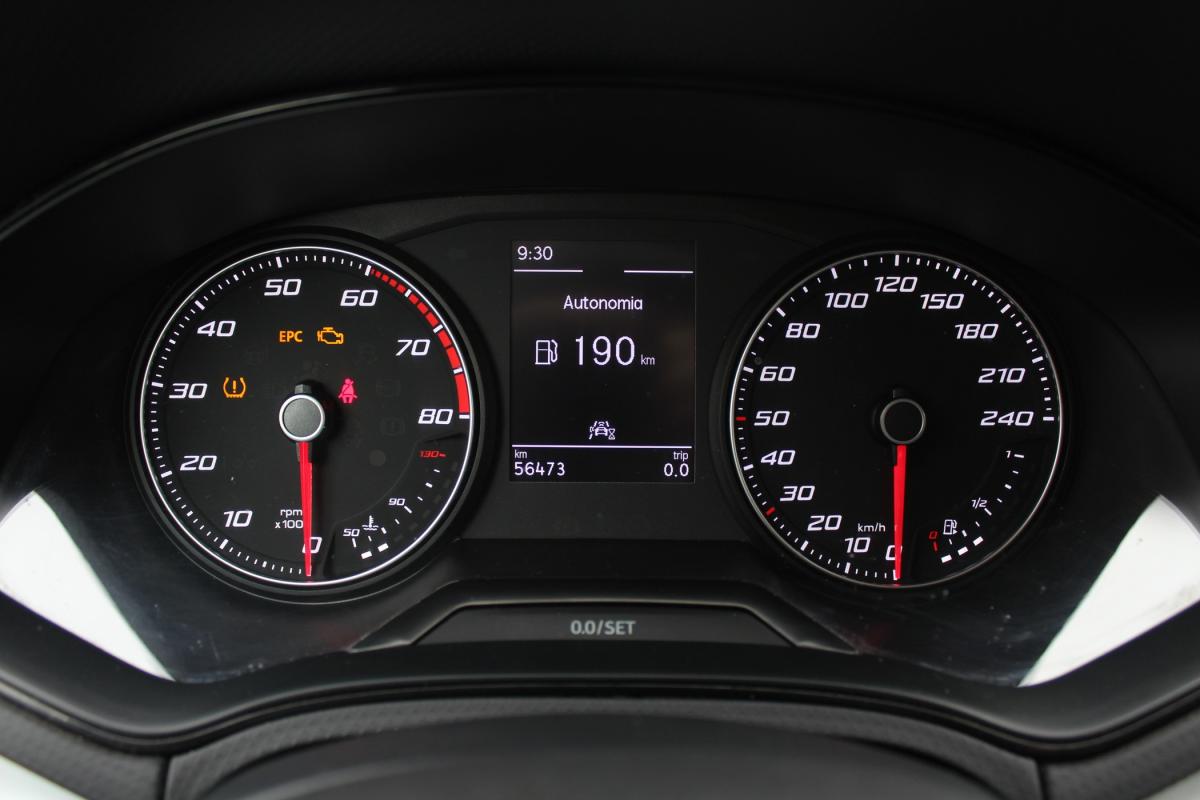 seat-arona-2022-gasolina-999cc