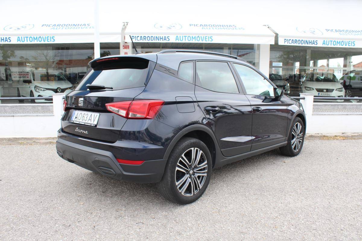 seat-arona-2022-gasolina-999cc