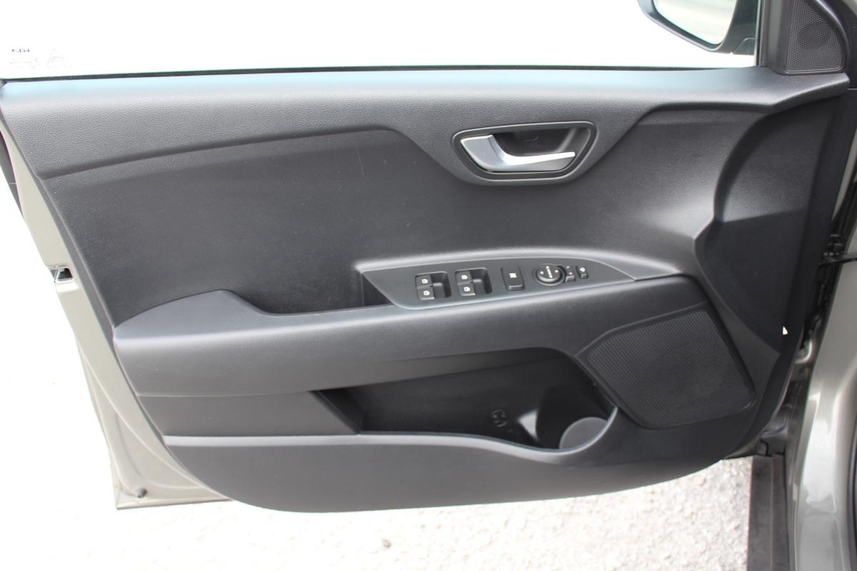 kia-stonic-2022-gasolina-998cc