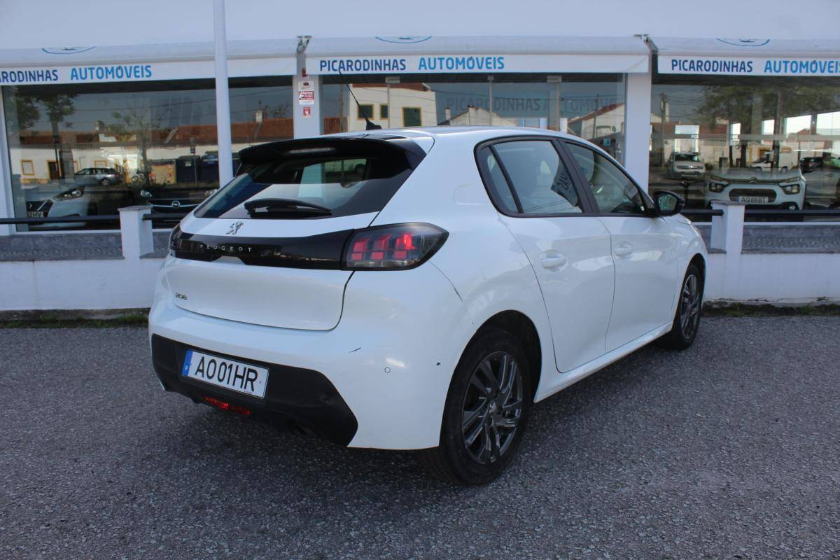 peugeot-208-2022-gasolina-1199cc