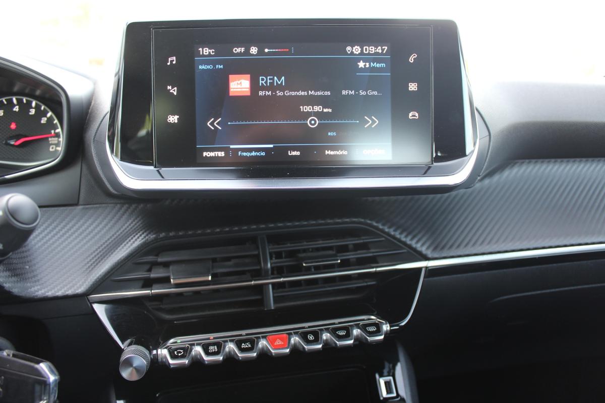 peugeot-208-2022-gasolina-1199cc