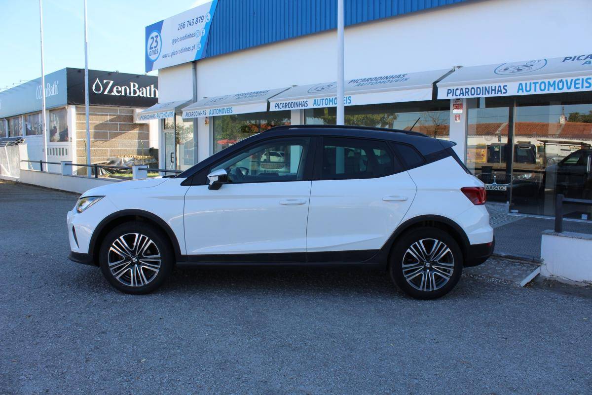seat-arona-2022-gasolina-999cc
