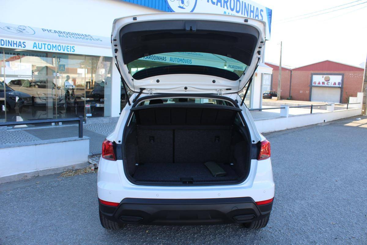 seat-arona-2022-gasolina-999cc