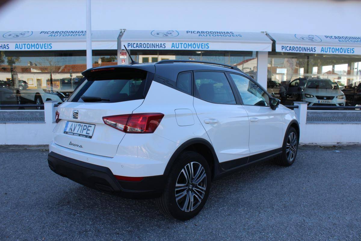 seat-arona-2022-gasolina-999cc