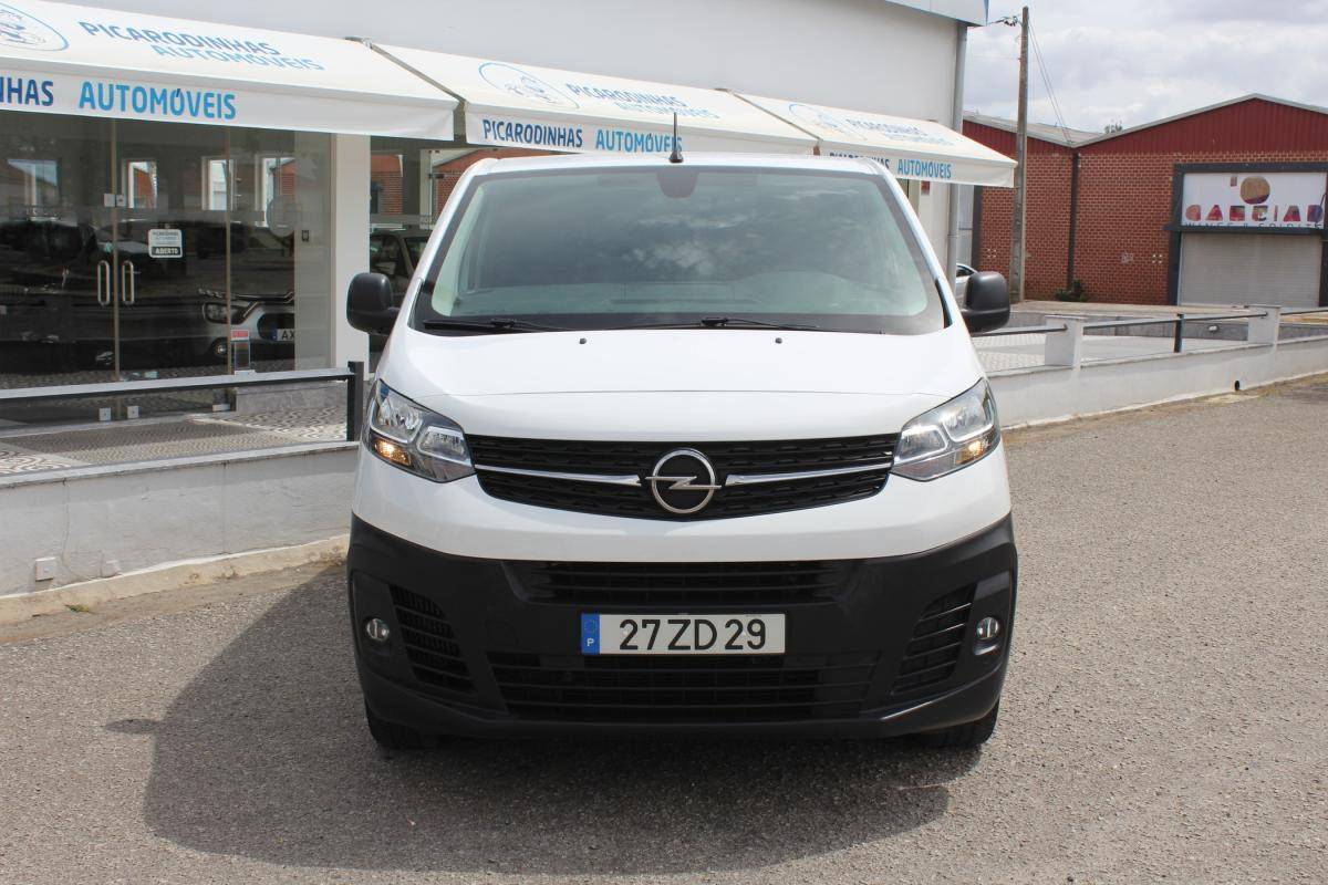 opel-vivaro-2019-diesel-1499cc