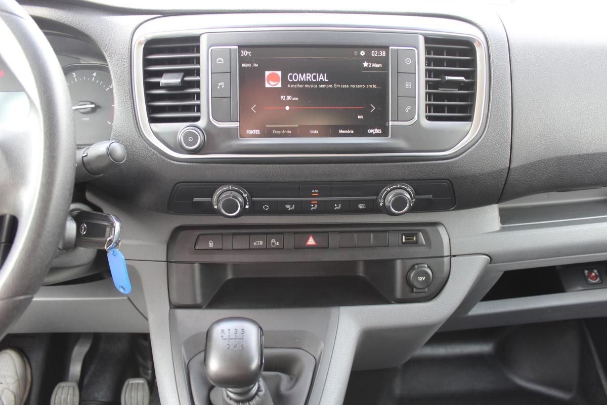 opel-vivaro-2019-diesel-1499cc