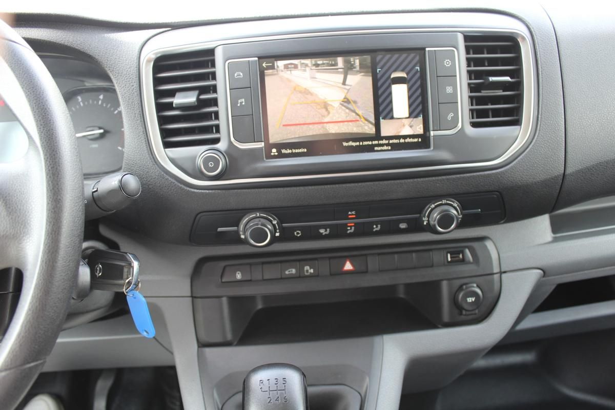 opel-vivaro-2019-diesel-1499cc