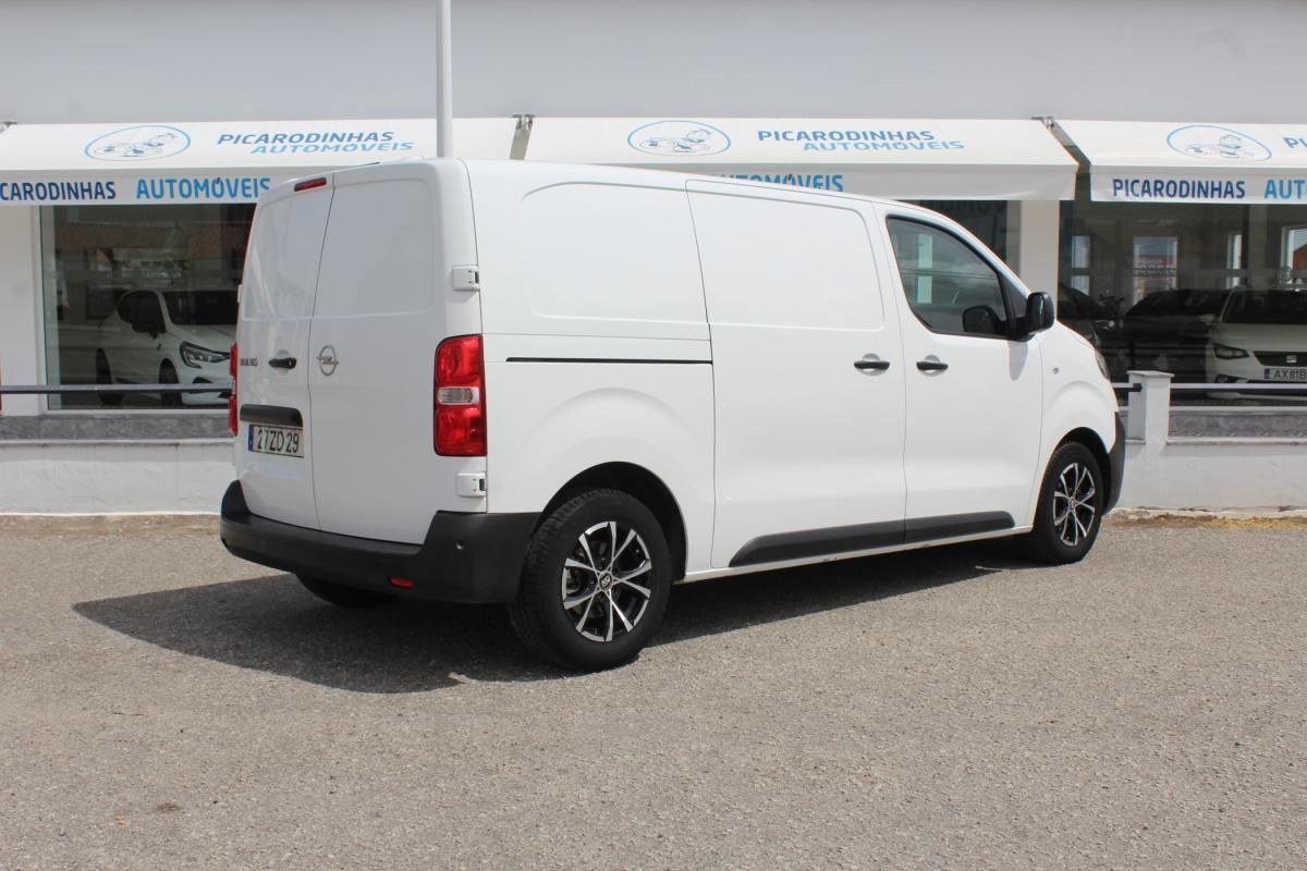 opel-vivaro-2019-diesel-1499cc