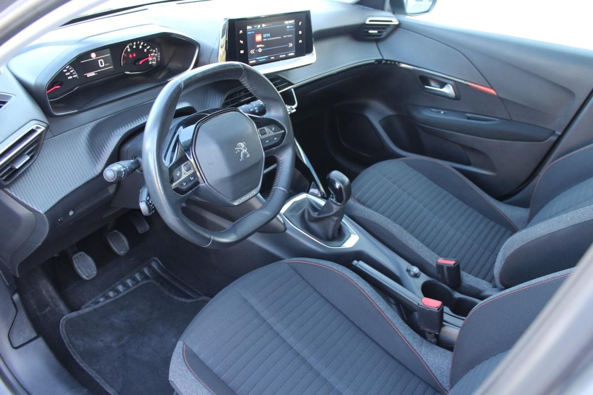 peugeot-208-2022-gasolina-1199cc