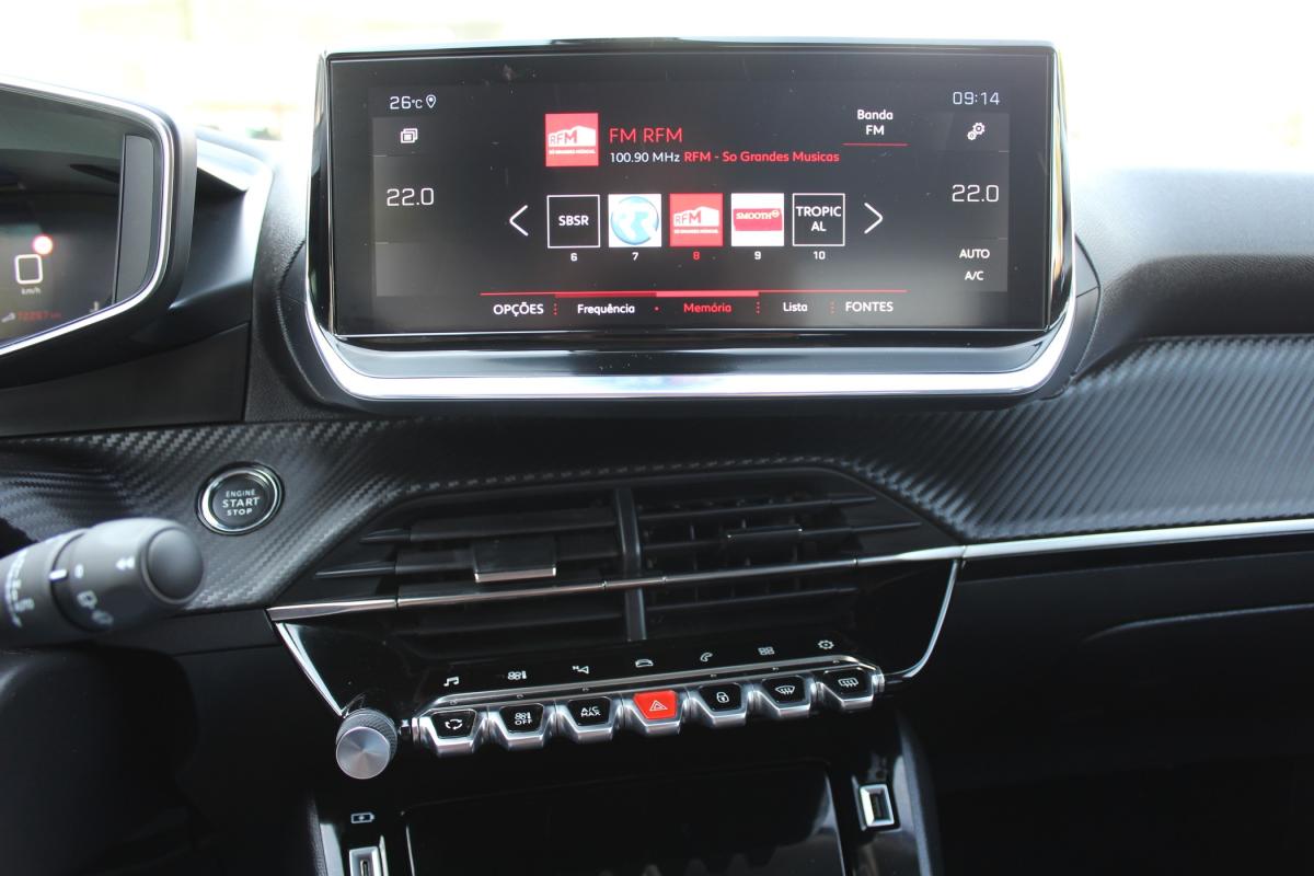 peugeot-2008-2021-gasolina-1199cc