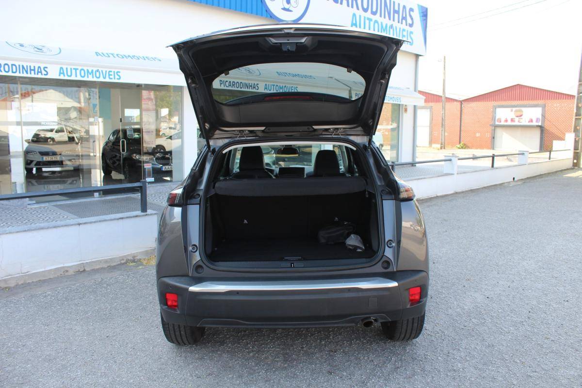 peugeot-2008-2021-gasolina-1199cc