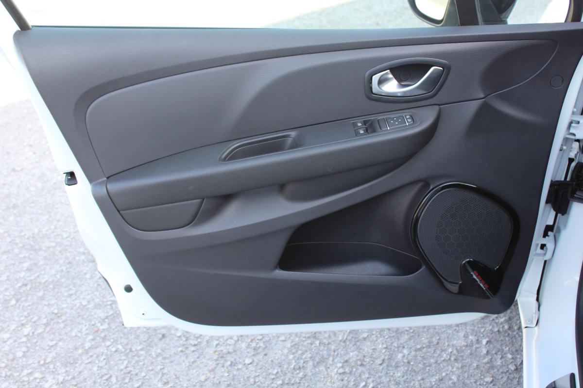 renault-clio-sport-tourer-2019-diesel-1461cc