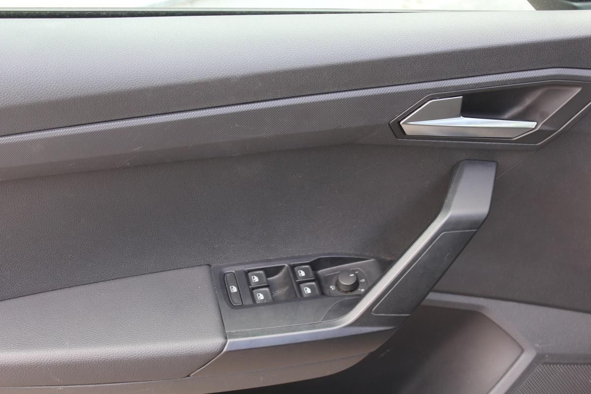 seat-arona-2024-gasolina-999cc