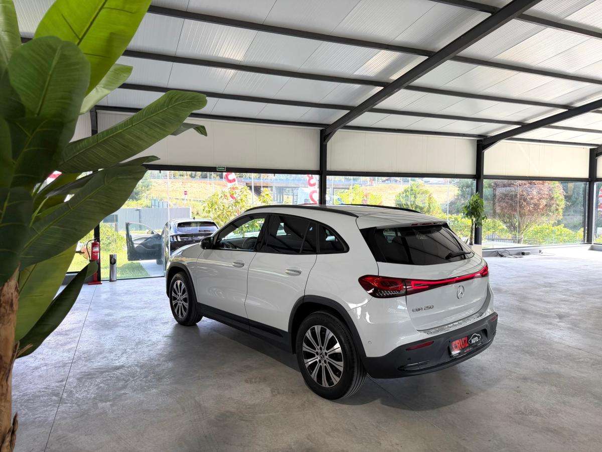 mercedes-benz-eqa-2022-eletrico-0cc