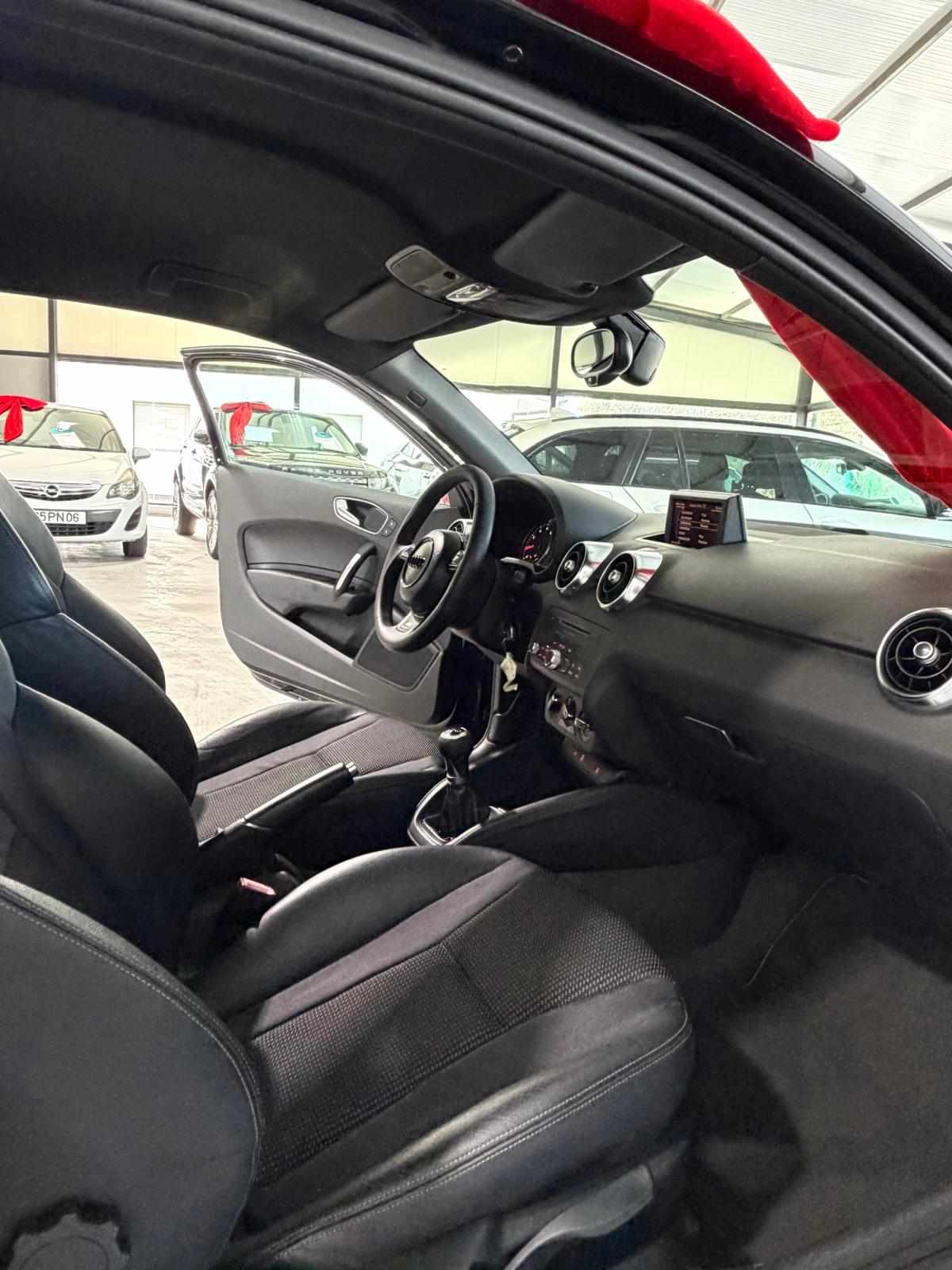 audi-a1-2011-gasolina-1197cc