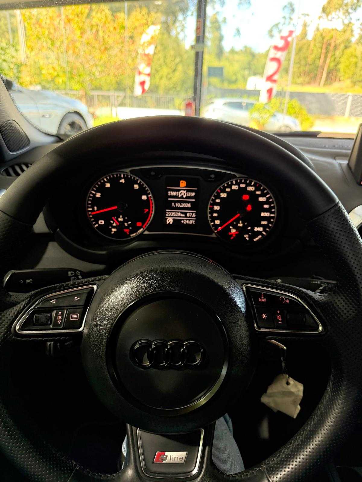 audi-a1-2011-gasolina-1197cc