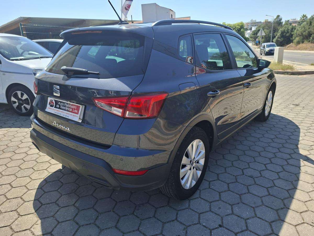seat-arona-2022-gasolina-999cc