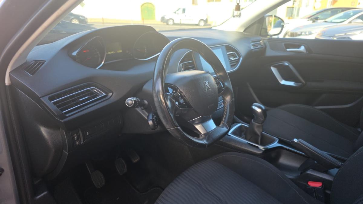 peugeot-308-sw-2015-diesel-1560cc