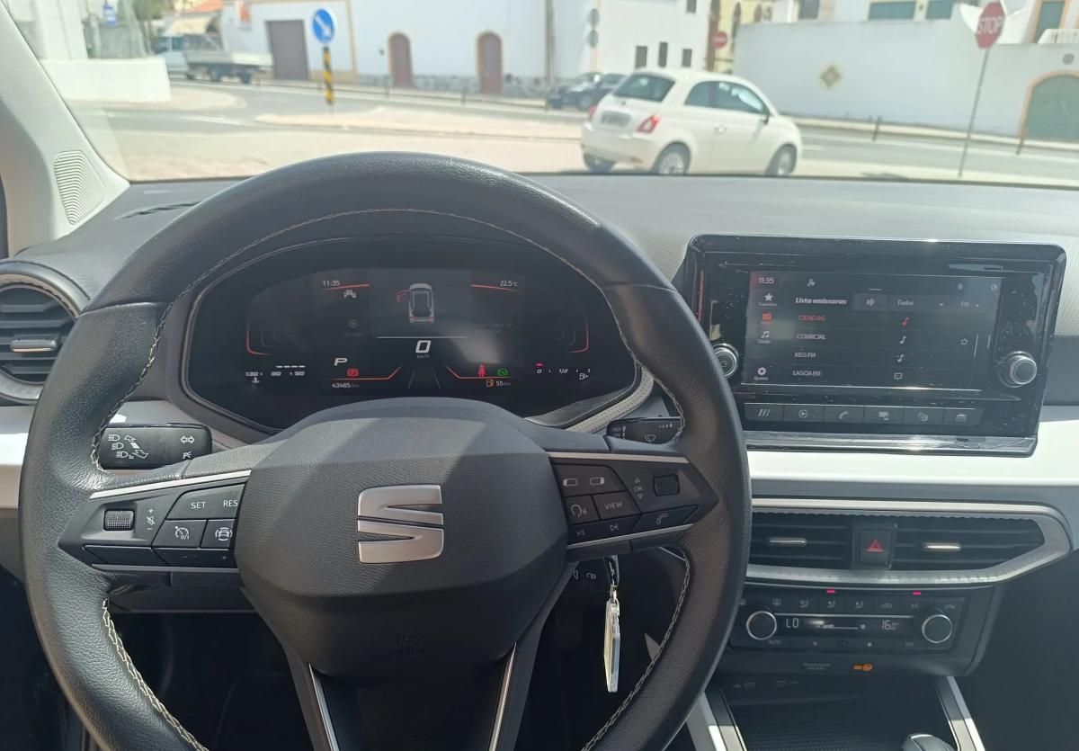 seat-arona-2024-gasolina-999cc