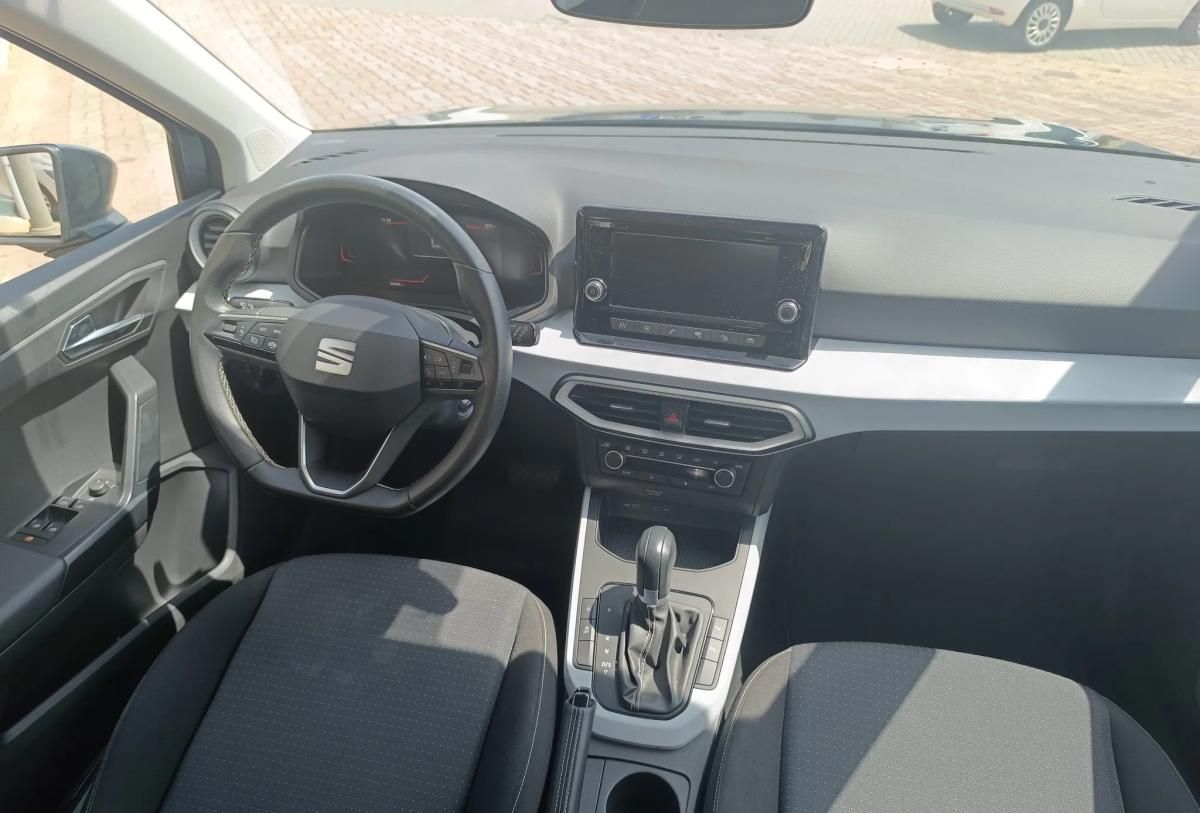seat-arona-2024-gasolina-999cc