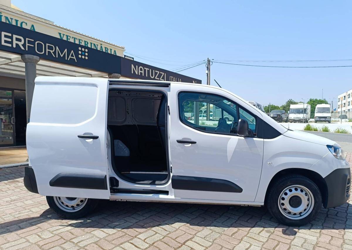 fiat-doblo-2024-diesel-1499cc