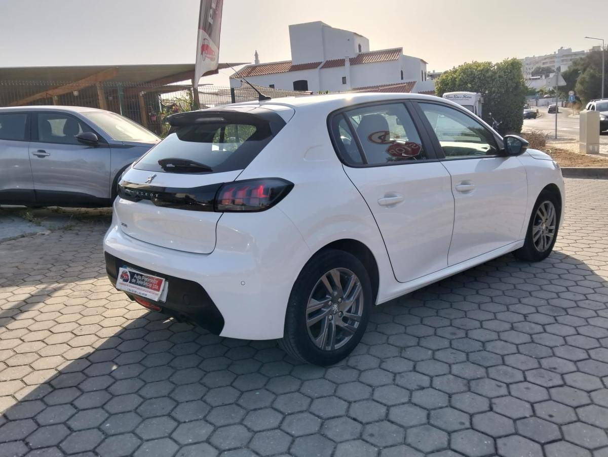 peugeot-208-2022-gasolina-1199cc