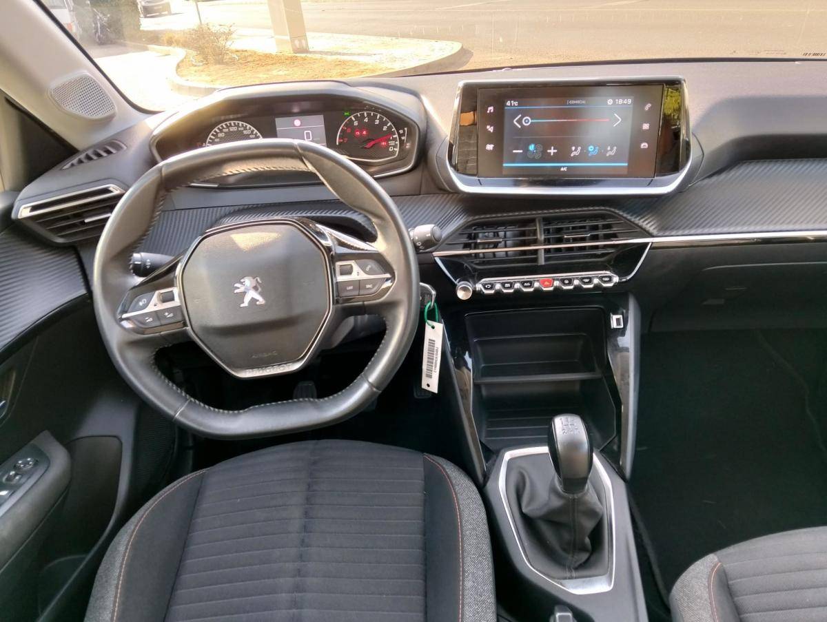 peugeot-208-2022-gasolina-1199cc