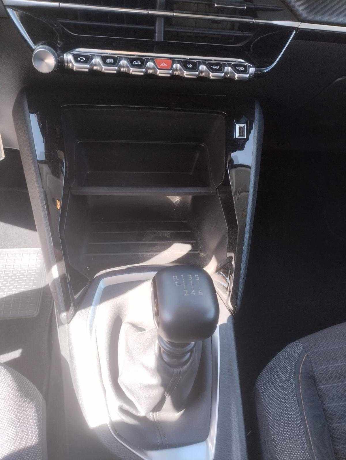 peugeot-208-2021-diesel-1499cc