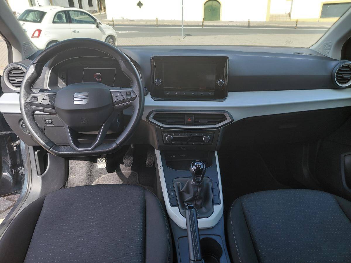 seat-arona-2023-gasolina-999cc