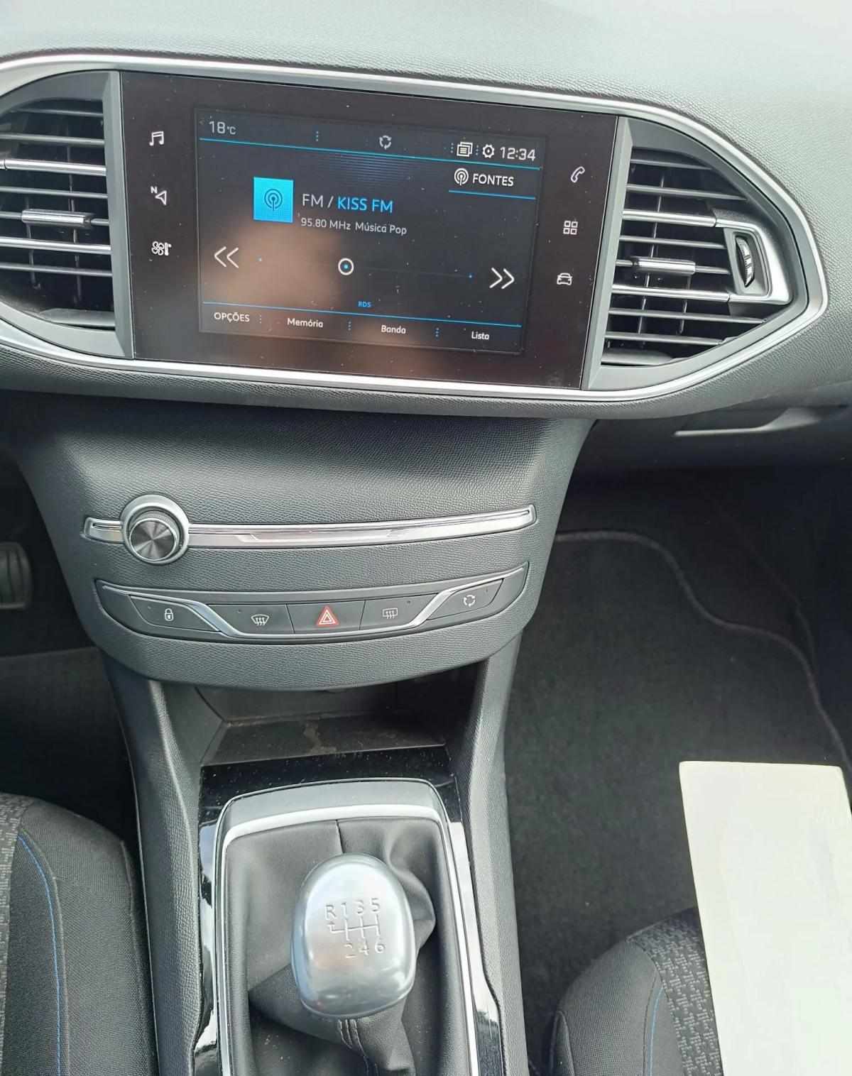 peugeot-308-2018-diesel-1499cc