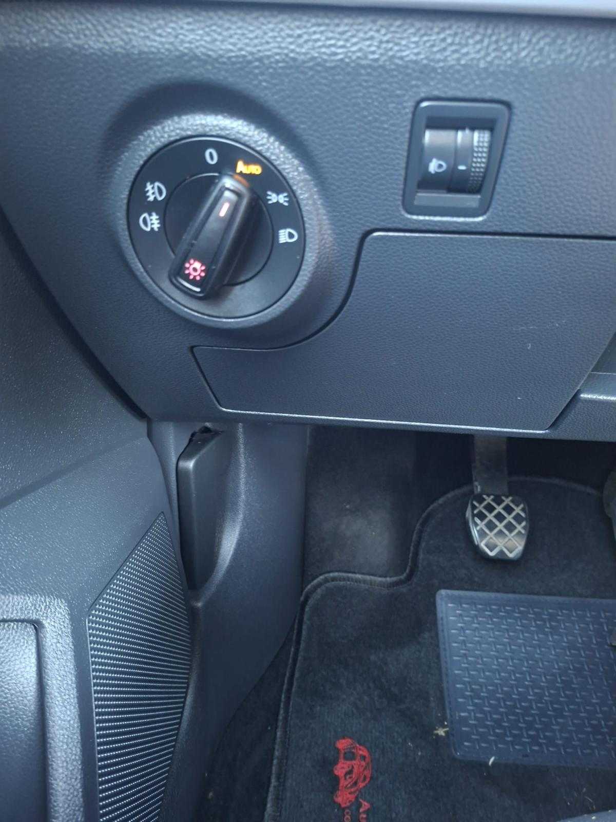 seat-ibiza-2023-gasolina-999cc